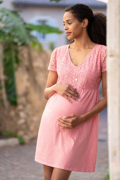 Maternity and nursing dress with perforated lace pink
