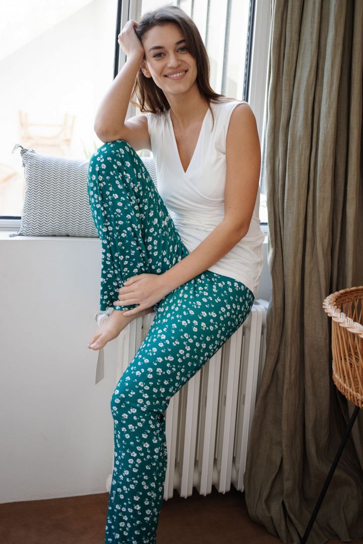 Cross-Over Maternity and Nursing Pyjama green