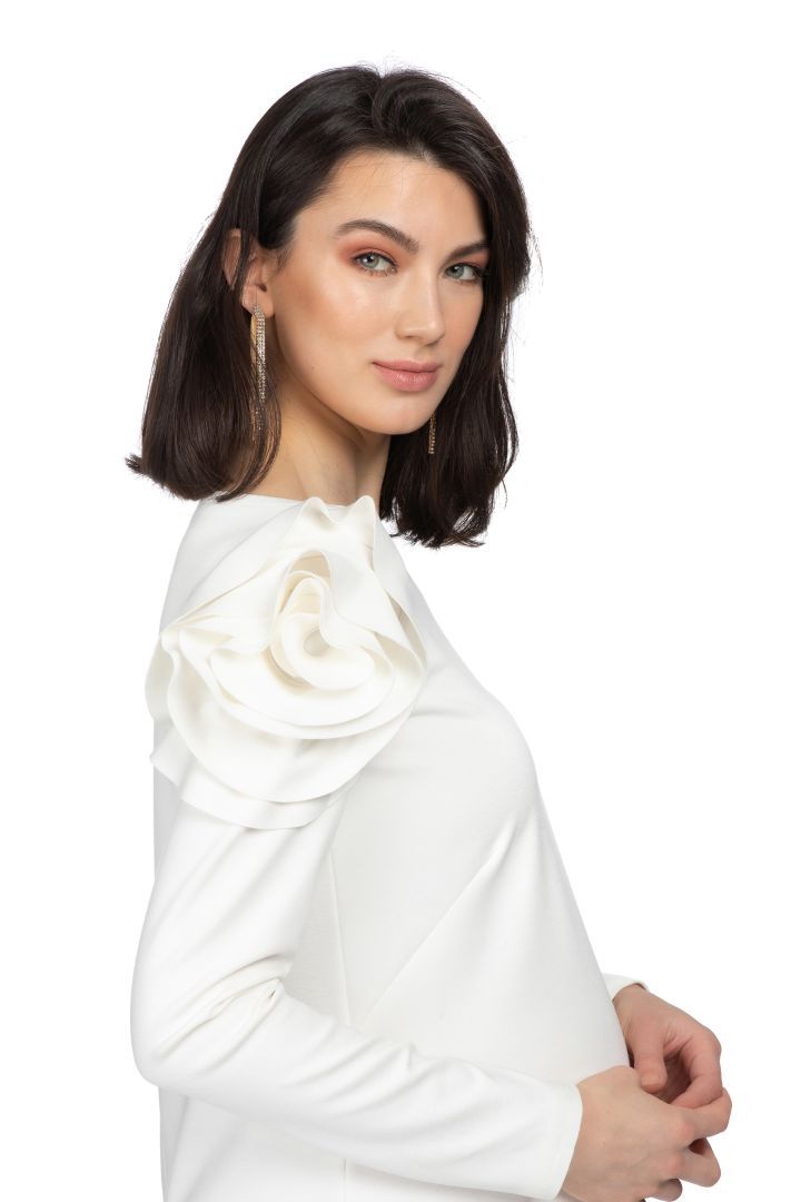 Maternity Wedding Dress with Blossom Decorated Long Sleeves