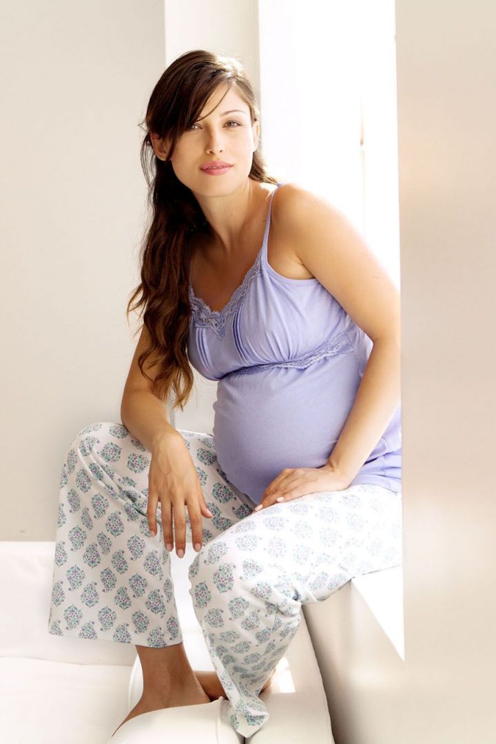 Purple maternity and nursing pyjamas