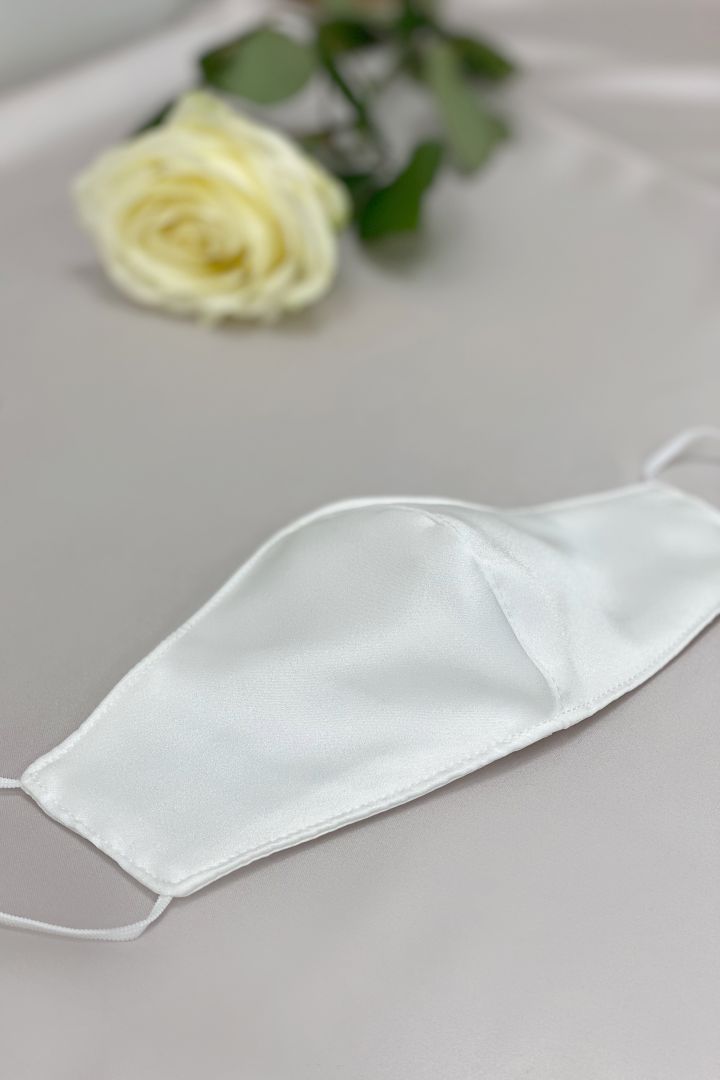 Braut Mundschutzmaske aus Kunstseide mit Armbeutel