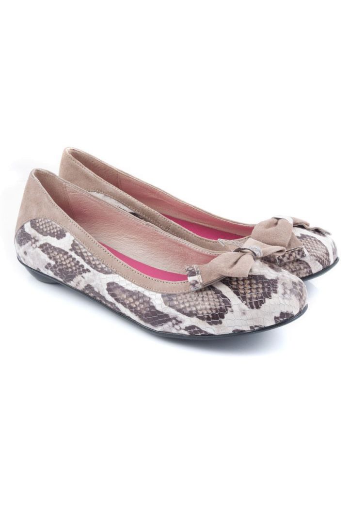 Python Ballerina with Bow ShoeTherapy