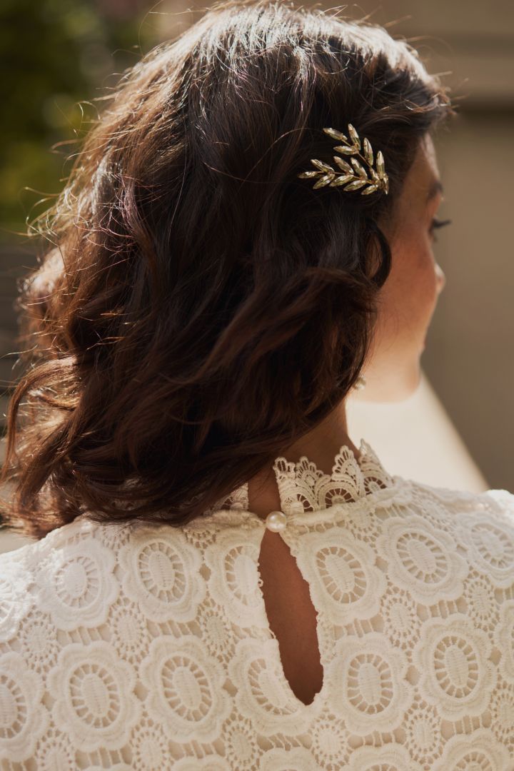 Wedding Hair Pin with Rhinestones Leaves