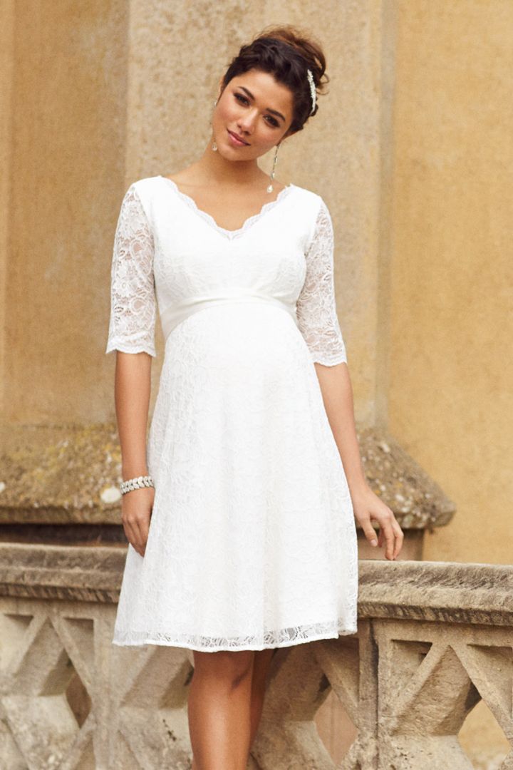 Maternity Weding Dress with scalloped Neckline