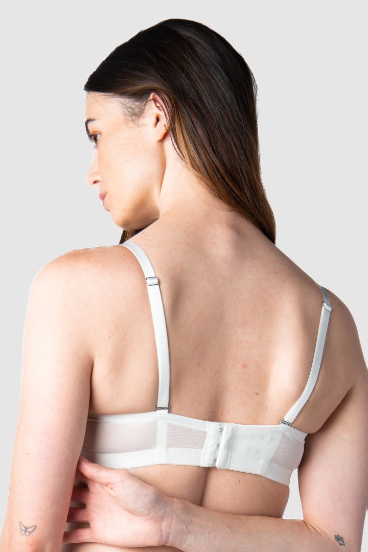 T-shirt nursing bra with flexible underwire