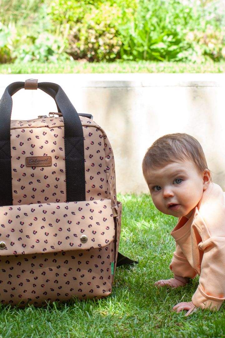 Eco Baby-Changing Backpack brown