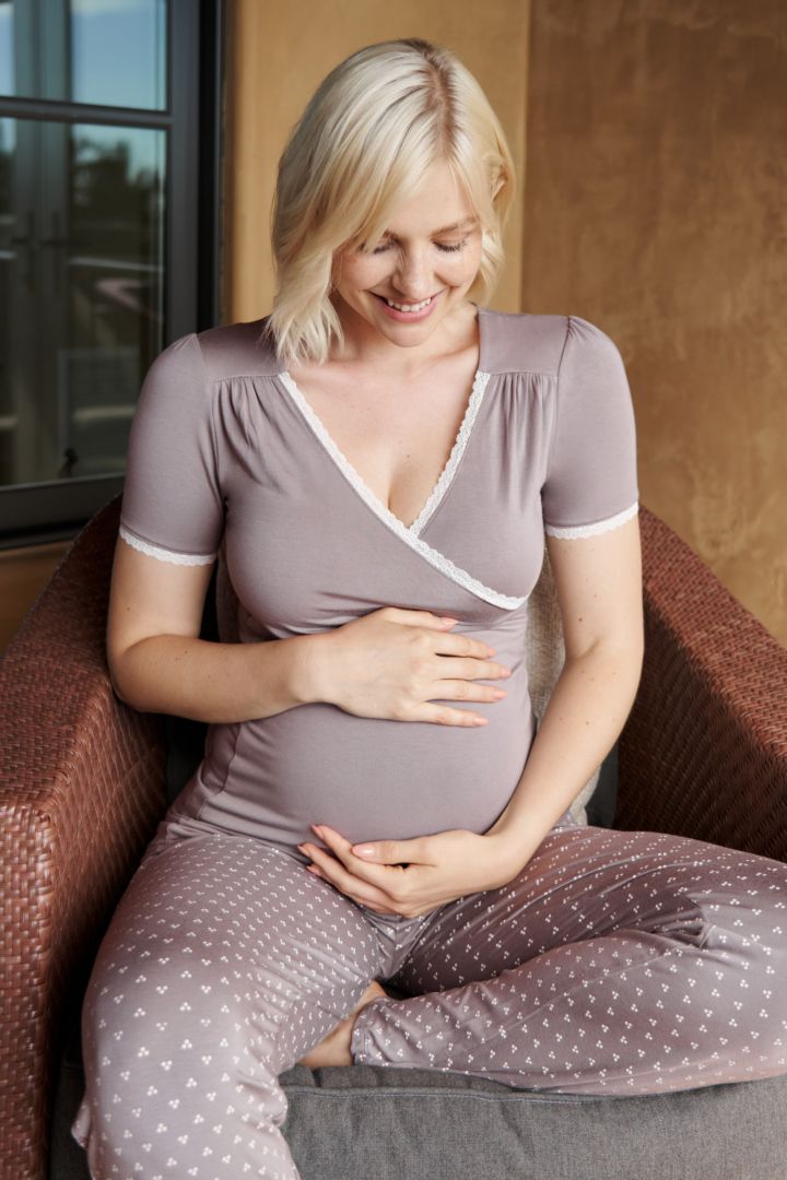 Modal Maternity and Nursing Shirt taupe