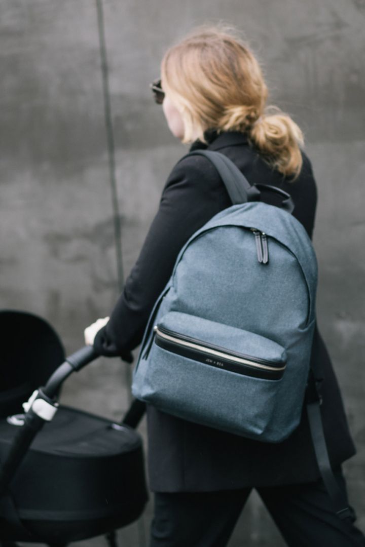 Baby-Changing Backpack indigo denim