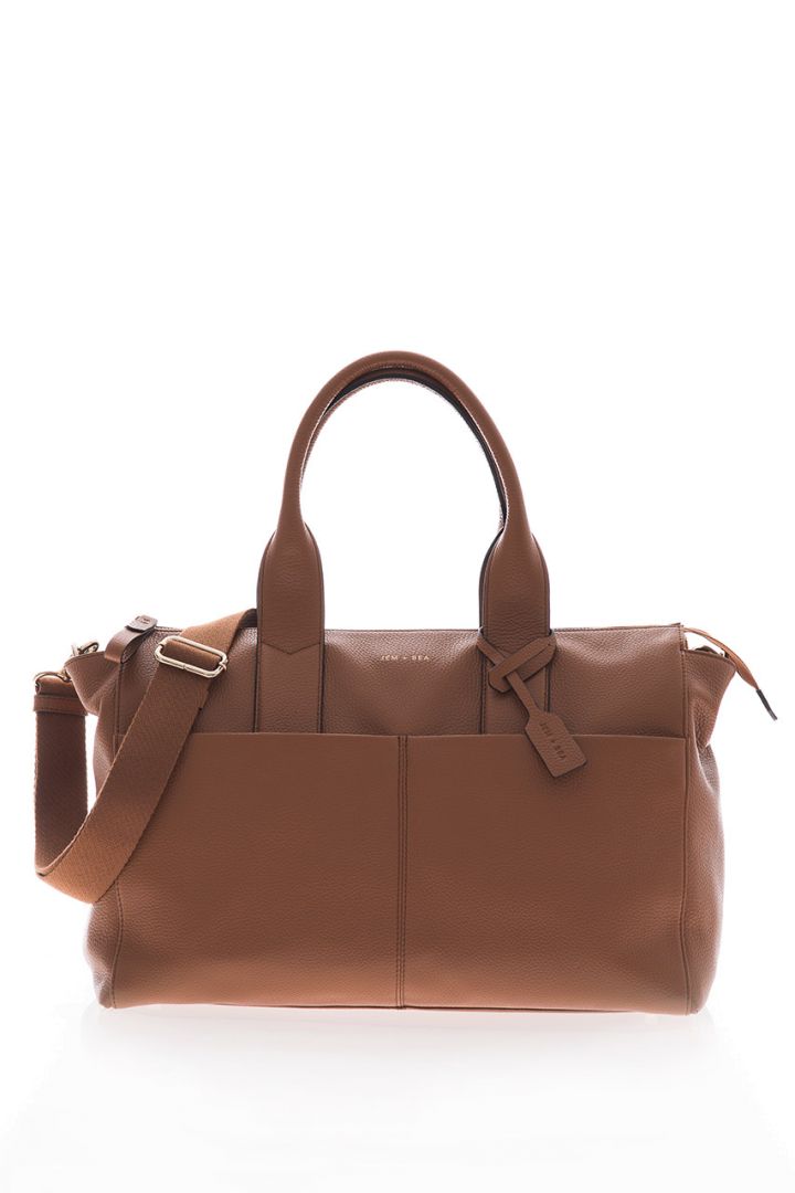 Luxe Changing bag made of calfskin leather, camel