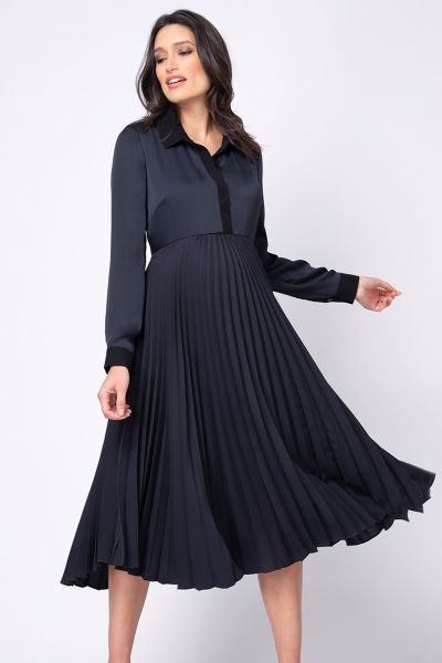 Maternity dress with pleated skirt